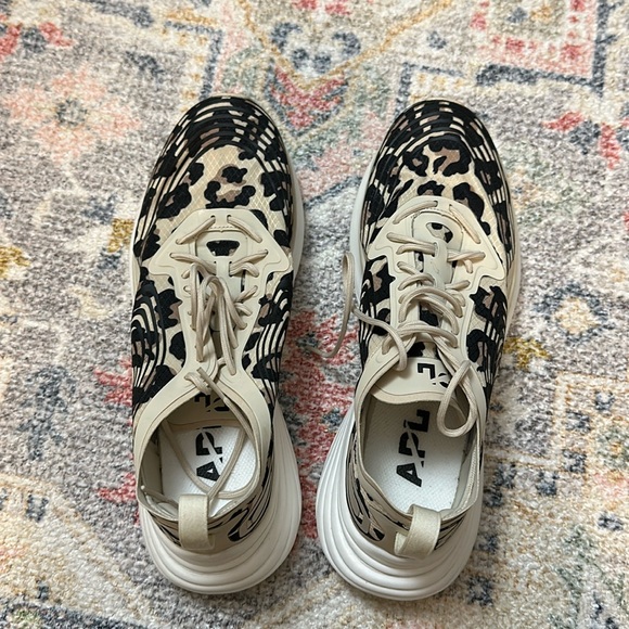 Cheetah APLs - Picture 1 of 2